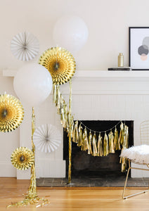 Gold and White Party Decor Kit